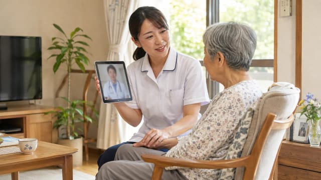 へき地限定が、外れた——訪問看護師が同席するオンライン診療が全国で可能に|D to P with Nの新設評価と、一人で判断しなくてよくなる仕組みのサムネイル画像